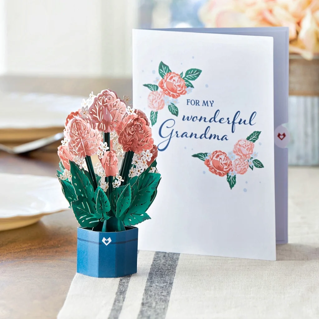 Lovepop For My Wonderful Grandma Card with Mini Bouquet