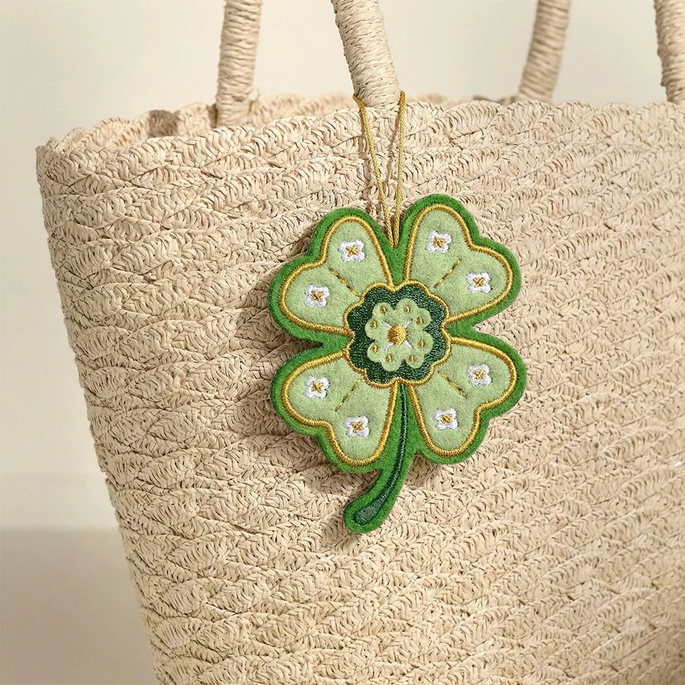 Lovepop Lucky Clover HeartFelt Charm Card
