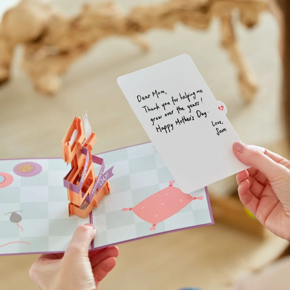 Lovepop Purrfect Mom Mother's Day Cat Pop-Up Card - Image 10