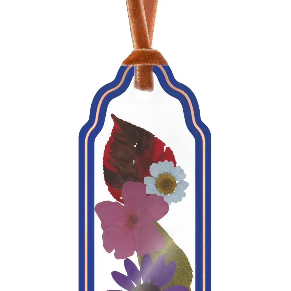 Lovepop Cozy Cat Petal Pressed Bookmark Card - Image 3