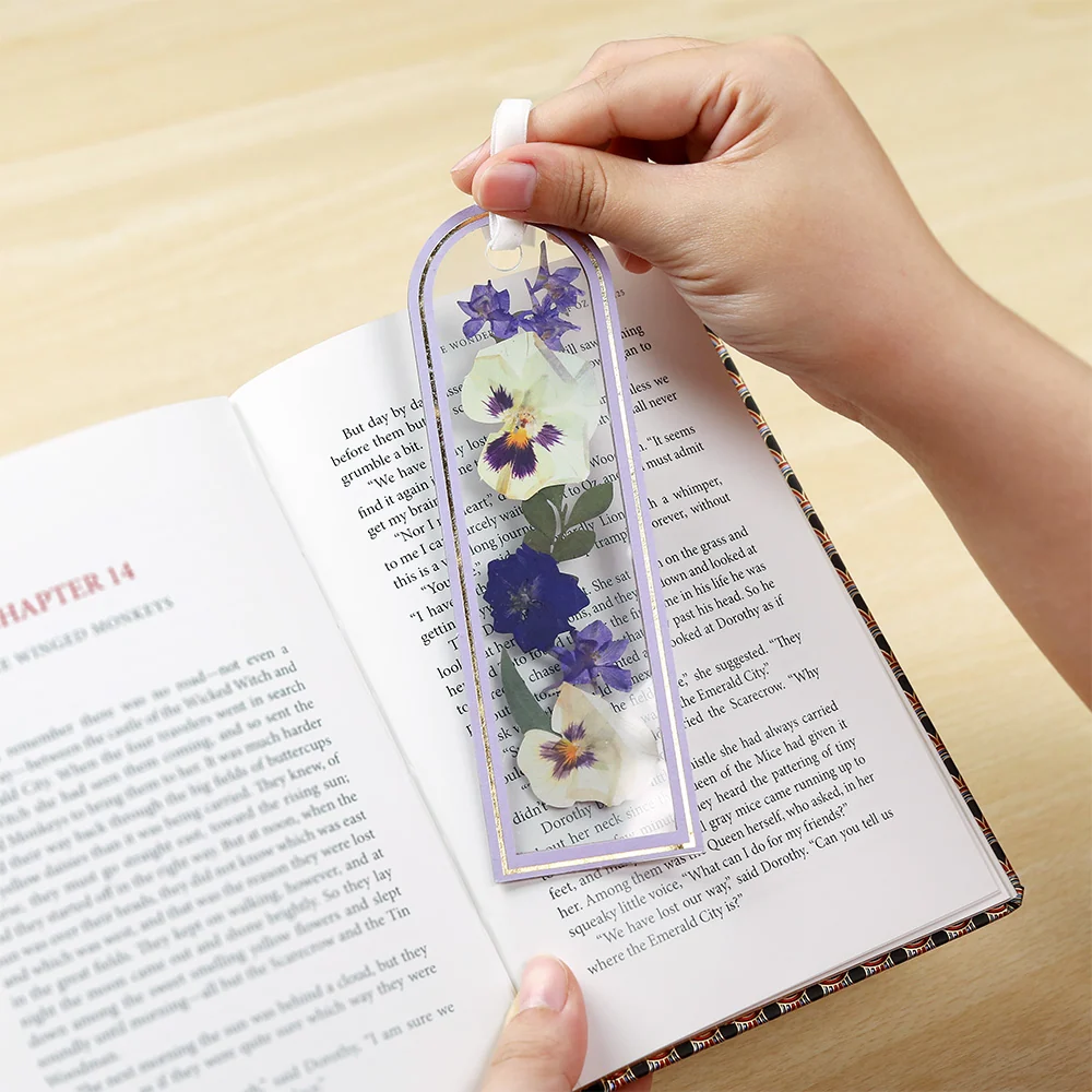 Lovepop True Classic Petal Pressed Bookmark Card